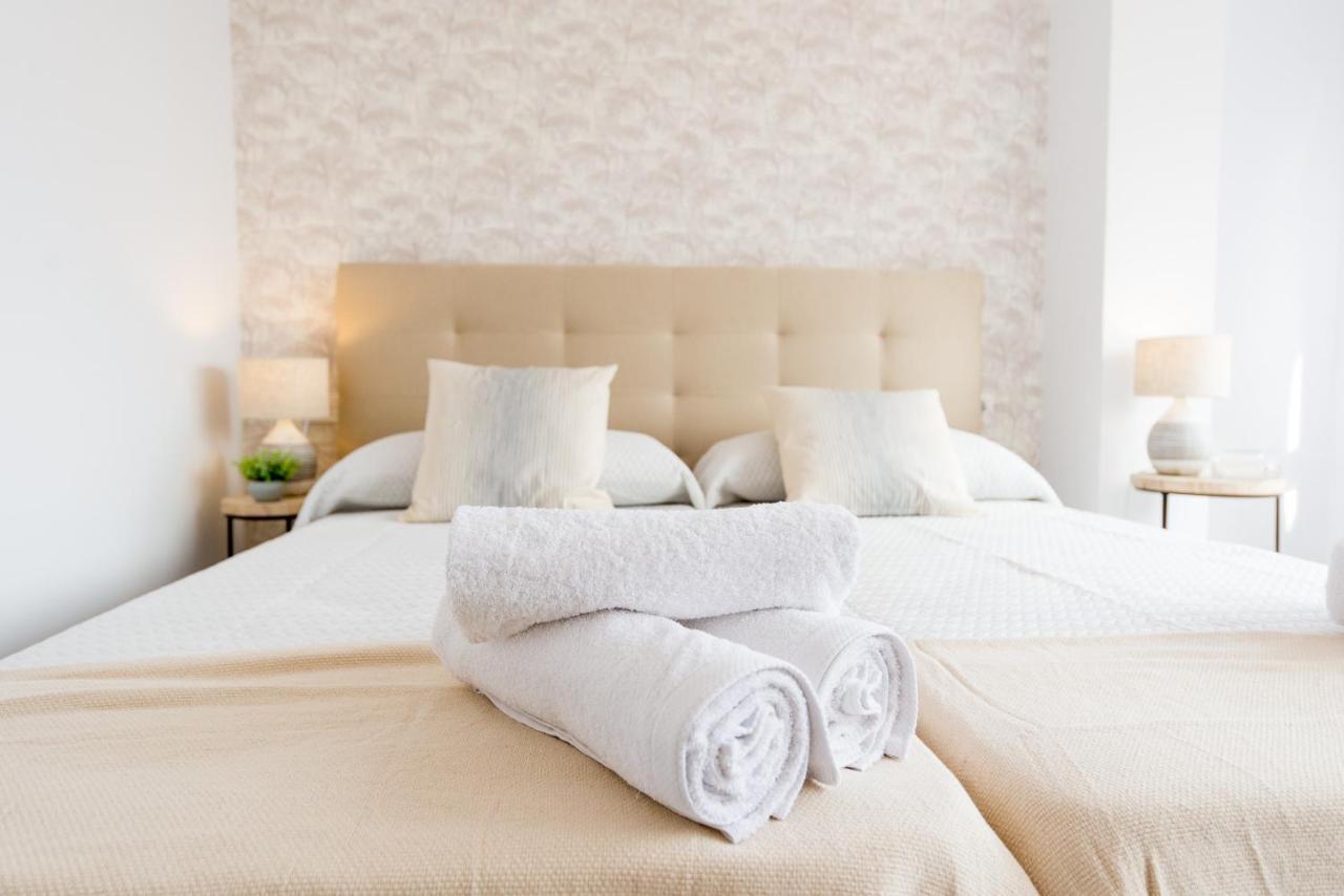 Urbe10 Angel Ganivet 2 Bedrooms Apartment Málaga Kültér fotó